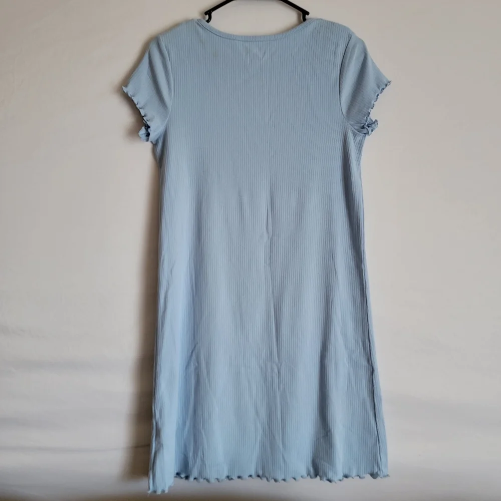 Short Sleeve Ribbed Dress | Art Class - Picture 5 of 8